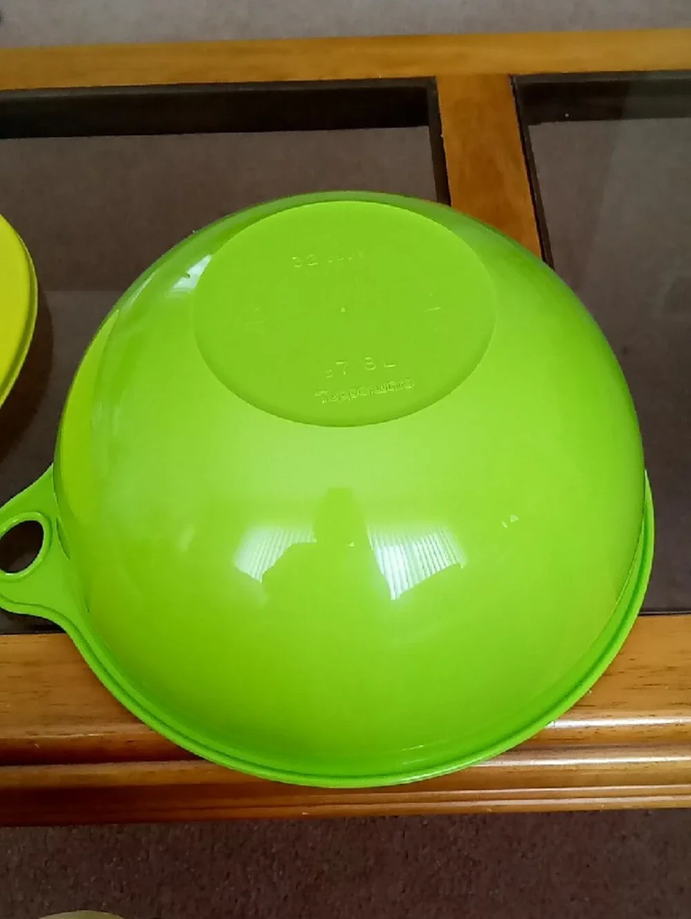 NWOT Tupperware That'saBowlwith Lid